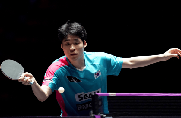 兴盛网 1-2后连扳3局&将战王楚钦, 张禹珍4-2杜达晋级冠军赛四强